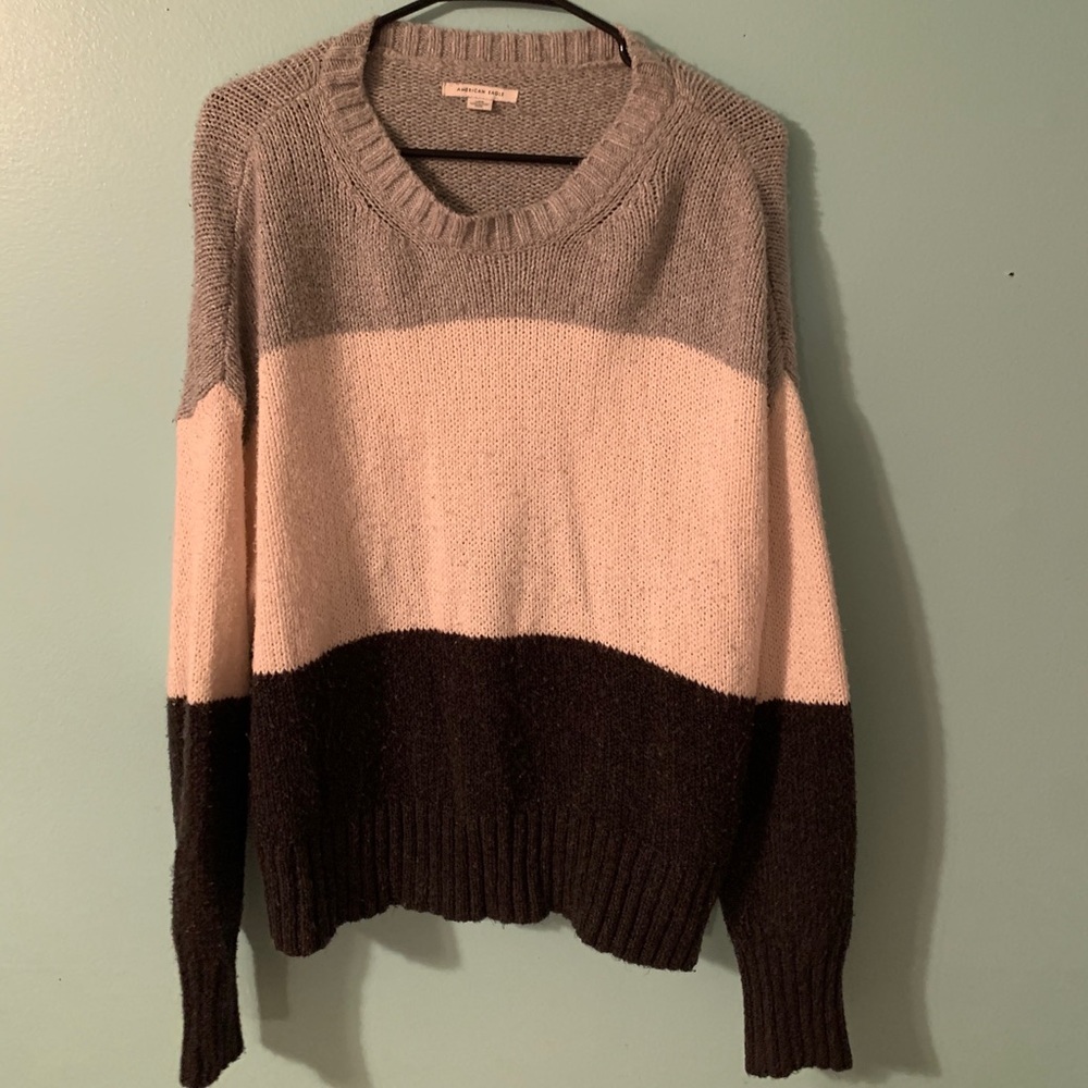 American eagle sweater